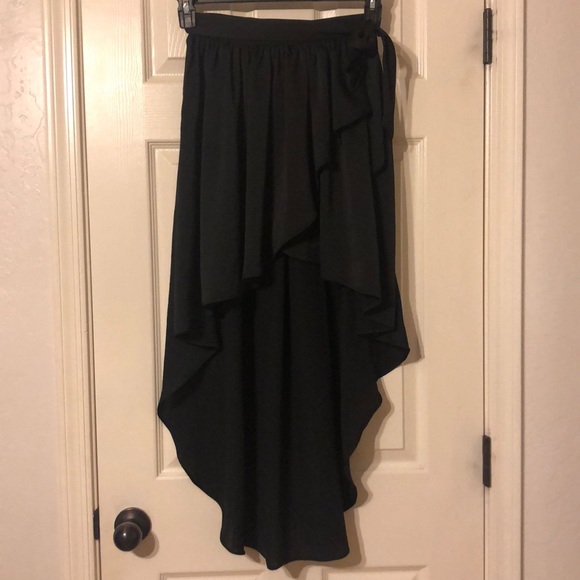 BCBGeneration asymmetrical black skirt - Picture 1 of 2